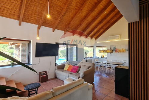 Exclusiva Casa En Parcela En Paine