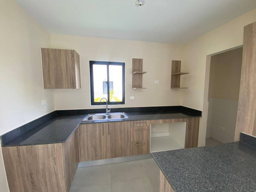 Casa En Venta En Punta Cana, Epic, 2 Hab, Lista A Entregar