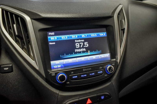Imagem 4 de 15 de Hyundai Hb20s 1.6 Comfort Plus 16v