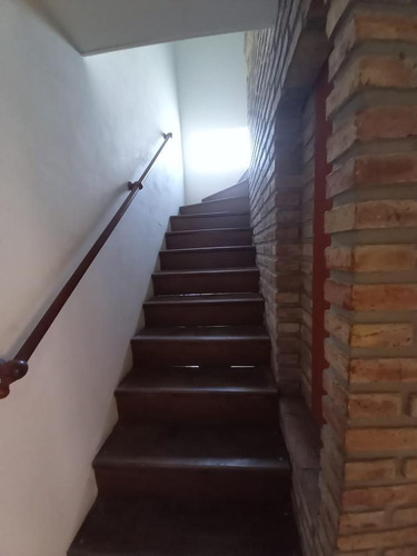 Imagen 11 de 18 de Casa Con Opción A Subdividirse En Dos Departamentos (zona Unl)