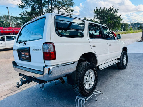 Toyota Hilux SW4 3.0 16V 4P 4X4 SRV TURBO DIESEL