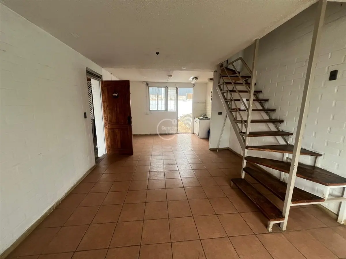 Imagen 3 de 17 de Casa En Venta De 3 Dorm. En Santo Domingo