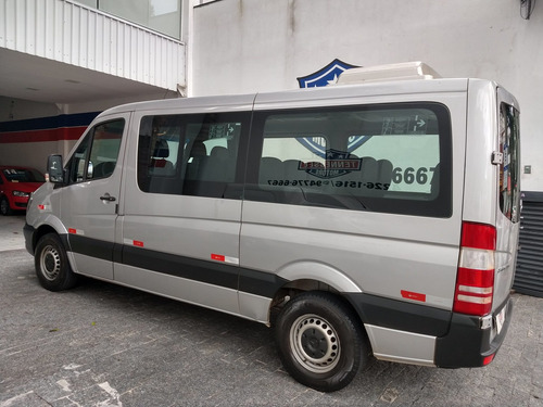 Imagem 2 de 8 de Mercedes-benz Sprinter 2.2 415 Cdi Van 16 Lugares Teto