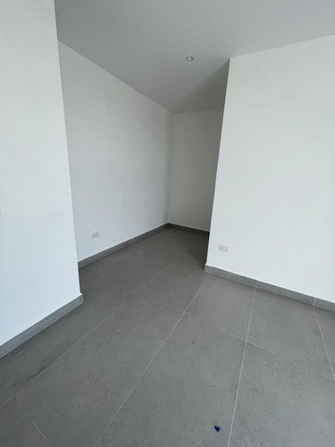 Venta De Penthouse En Cumbres 4to Sector