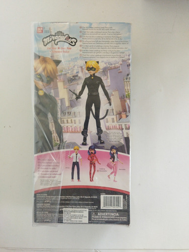 Miraculous Cat Noir Bandai 2016 Fashion Doll Ladybug (Usado)