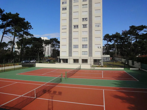 Imagen 12 de 14 de Doce Lunas 1 Dorm Piso 10