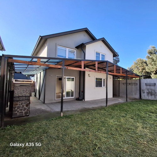 Cvcorretajes Arrienda Excelente Casa En Condominio