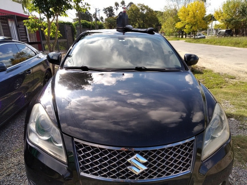 Suzuki Kizashi Sedan