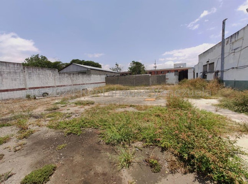 Desireé De Sousa Vende Estación De Servicio Totalmente Operativa En El Centro Oeste De Barquisimeto Con Oficina, Autolavado, Terreno Adicional, Cód #25-3485