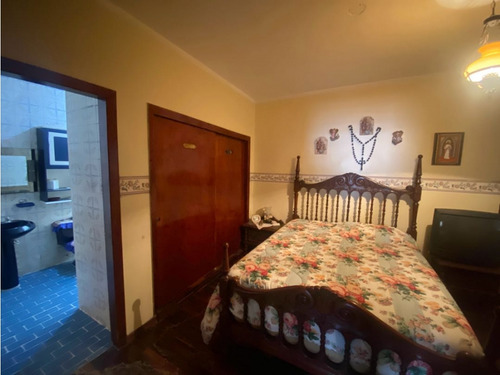 Casa En Venta Trigal Centro De 2 Niveles Calle Cerrada Cb-8062501