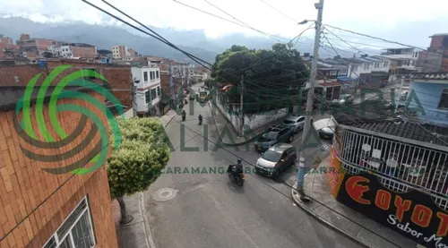 Casa En Venta En La Cumbre. Cod V61273