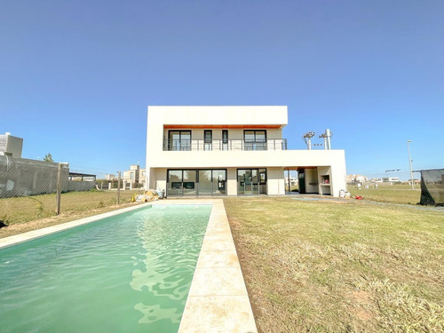 Imagen 21 de 26 de Casa 3 Dorm. - Don Mateo - Funes .