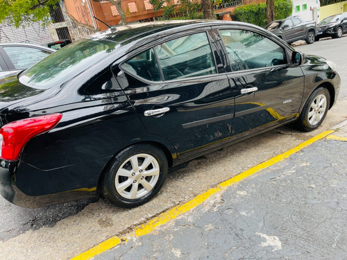 Nissan Versa 1.6 16v Sl Flex 4p