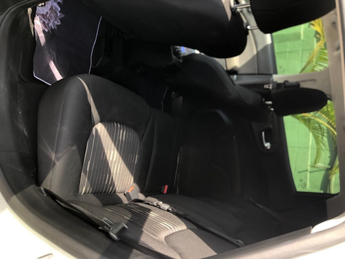 Imagem 4 de 5 de Fiat Toro 1.8 Aut. Flex Freedom