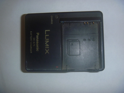 Cargador De Cámara Digital Panasonic Lumix De-a775