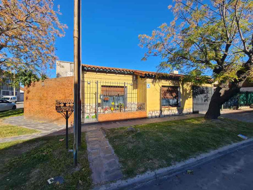 Casa En Venta Condicionada En Bernal Oeste