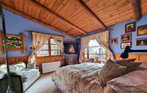 Casa En Arriendo De 8 Dorm. En El Quisco