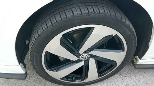 Imagen 4 de 5 de Volkswagen Jetta 2019 4p Highline L4/1.4/t Aut