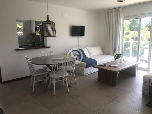 Apartamento A Estrenar En La Mansa 1 Dormitorio Con Parrillero- Ref: 3805