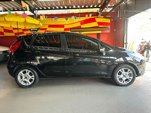 Ford Fiesta 1.5 SE HATCH 16V