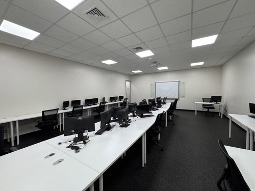Oficinas Alquiler Call Center Plaza Central Piantini Santo Domingo