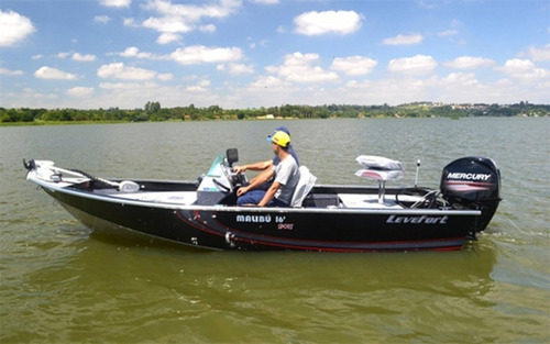 Imagem 9 de 12 de Lancha De Alumínio Malibú 16 Sport + Motor 60 Hp Yamaha