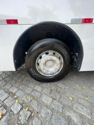 Urbano Caio Apache Mercedes Of 1721 2014 +ar