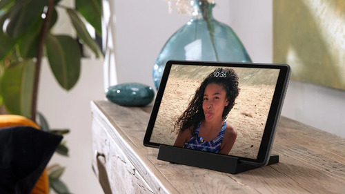 Tablet Lenovo M8 Smart 8'' 2gb 32gb + Estacion De Carga Color Negro