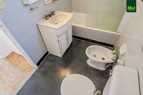 3 Ambientes Con Balcón Terraza Y Cochera
