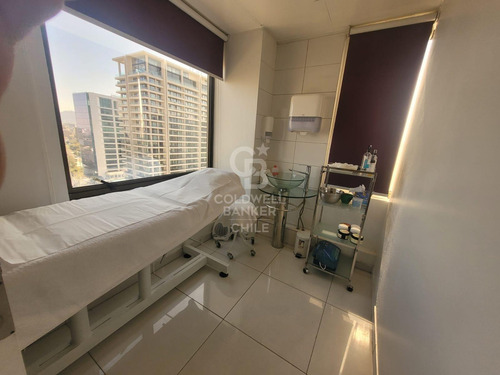 Clínica Estética Funcionando En Las Condes