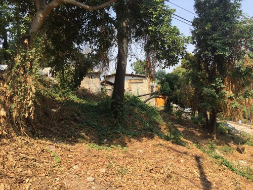 Imagen 2 de 7 de ¡terreno En El Pueblo Con Excelente Ubicación!