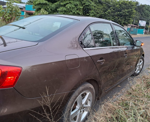 Volkswagen Jetta 2.0 Tdi Dsg At
