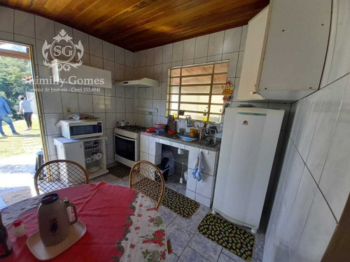 Imagem 11 de 14 de 1.000 M², 02 Dormitórios, Área De Serviço E Pomar !!