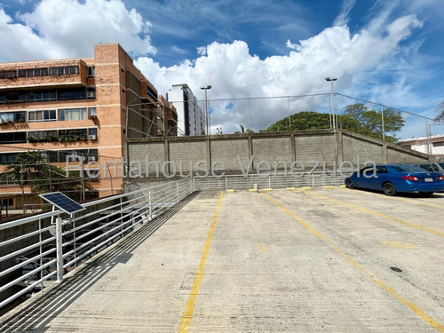 *jl/ Tu Nuevo Hogar Espera! Apartamento En Venta Zona Oeste Barquisimeto Lara, Venezuela /josé López/ # 25-6813 /84 M²