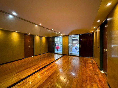 2 Ambientes En Barrio Norte Recoleta. En Venta!