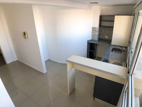 Imagen 9 de 25 de Venta De Departamento En Coghlan