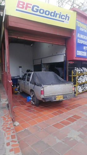 Imagen 11 de 11 de Serviteca Terminal Llantas Sas