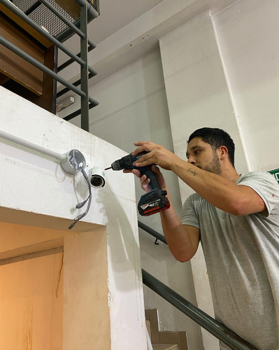 Imagen 7 de 10 de Instalacion Camaras De Seguridad Redes Cableado Estructurado