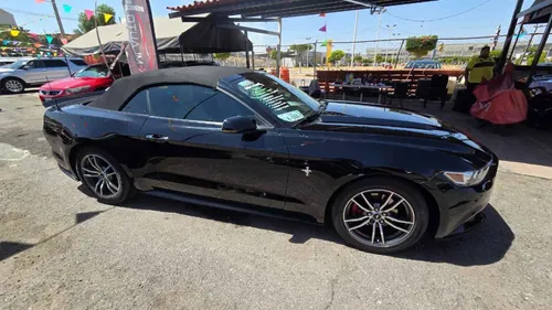 Ford Mustang 2p Coupé EcoBoost L4/2.3/T Aut