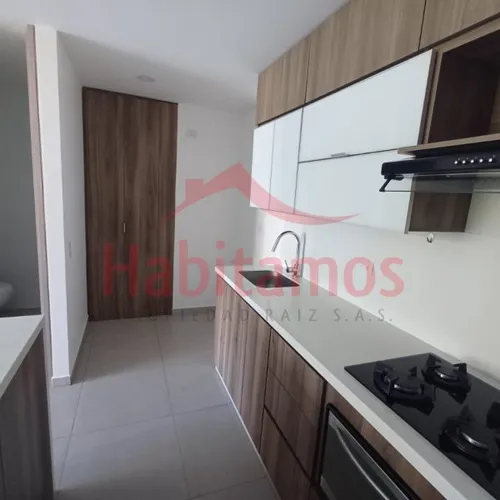 Apartaestudio En Arriendo En Medellín - El Poblado Cod 68679