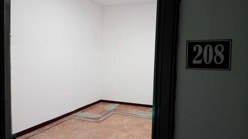 Imagen 1 de 12 de Bodega U Oficina En Arriendo Centro De Pereira Cod: 5066863