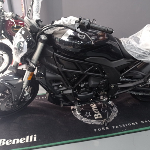 Imagen 19 de 25 de Benelli 502 C