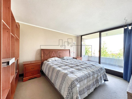 Departamento En Venta De 4 Dorm. En Las Condes