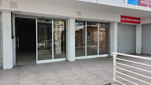 Arriendo Local Comercial Edificio Lynch