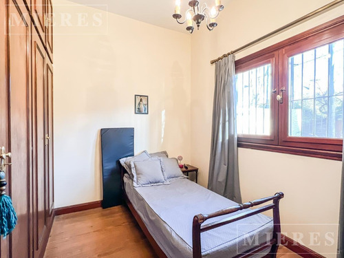 Imagen 9 de 20 de Casa En Venta En Una Planta En Acassuso, Vías A Libertador.
