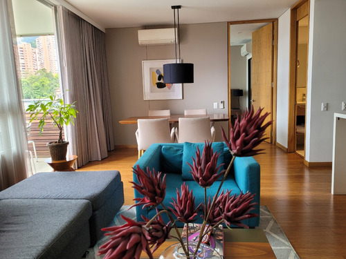 Be Surprised By Living The Experience Of Investing In A Luxury Furnished Apartment Suite, Excellent Amenities, Privileged Sector Of El Tesoro In Medellín