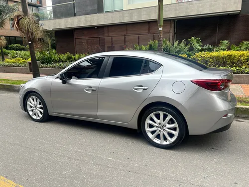 Mazda 3 2.0 Grand Touring