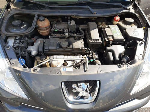 Imagem 7 de 14 de Peugeot 207 1.4 Xr Sport 8v Flex 4p Manual
