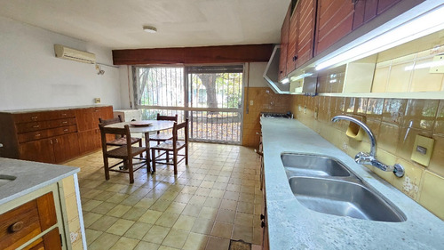 Casablanca - Espectacular Residencia, Ideal Empresa O 3 Familias.