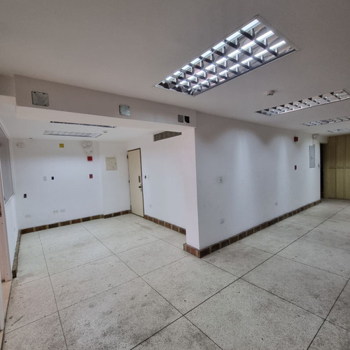 Imagen 11 de 14 de Local Comercial En Venta La Candelaria 422 Mts2